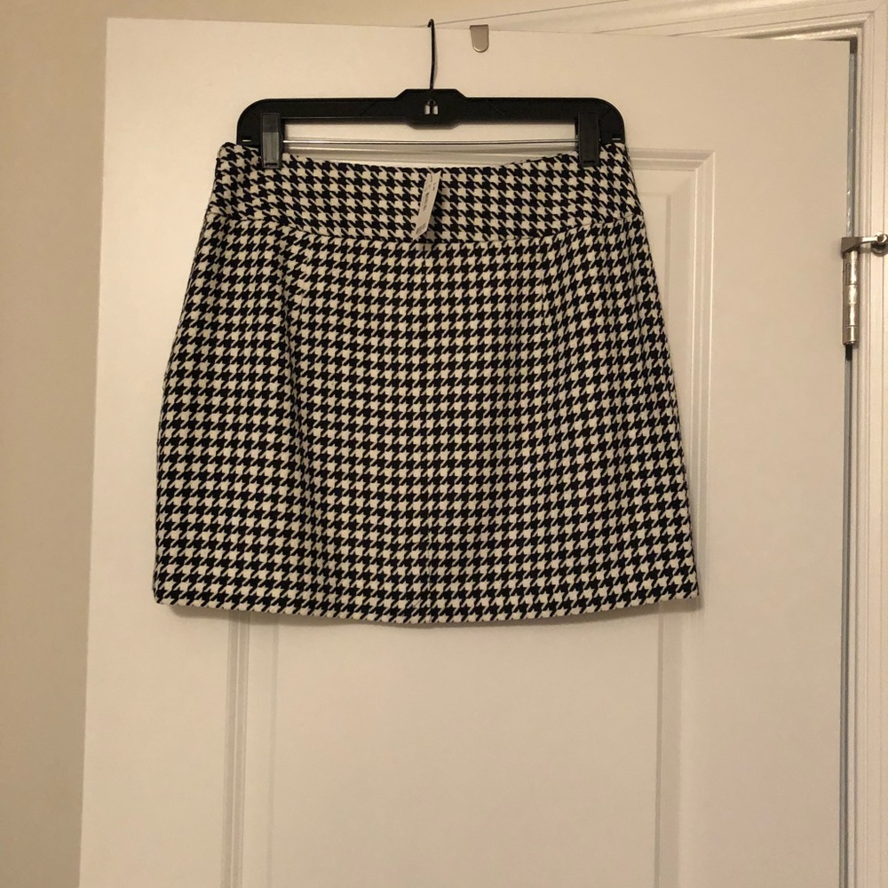 The Limited Houndstooth Mini